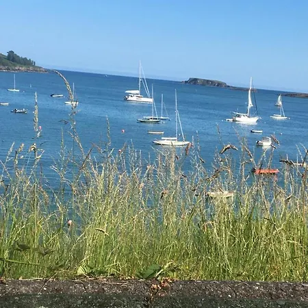 Сasa de vacaciones Glandore In West *